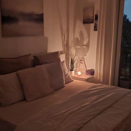 Serene Home Stay Bangalore Eksteriør billede