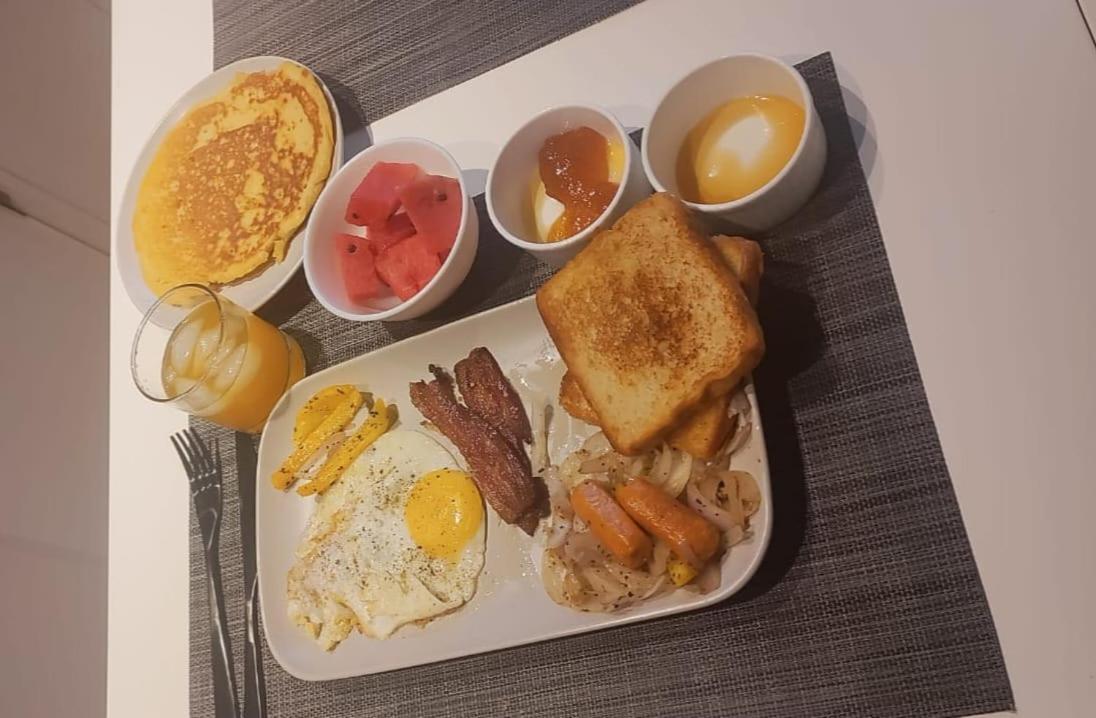 Serene Home Stay Bangalore Eksteriør billede