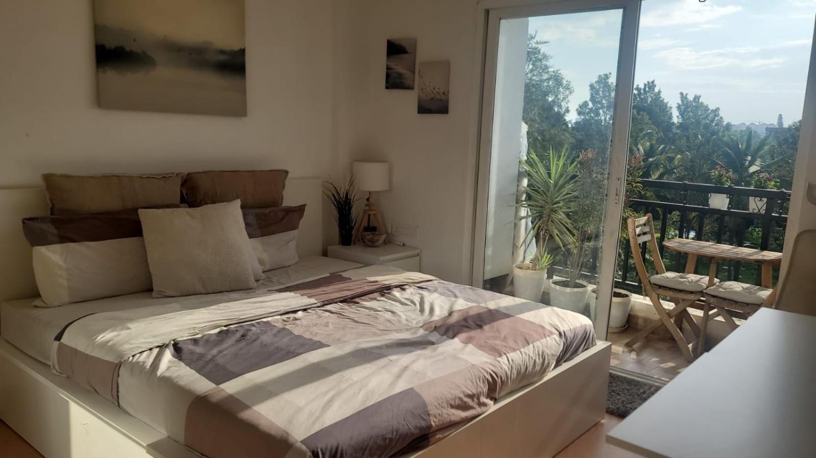 Serene Home Stay Bangalore Eksteriør billede